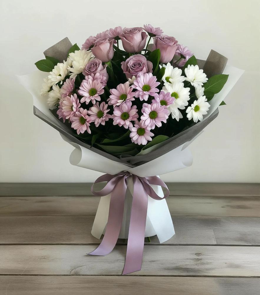 Букет цветов из: Хризантемы и Розы в Хомутово Иркутская область