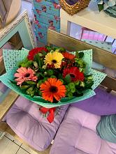 Букет цветов из:  Герберы, Хризантемы и Альстромерии #REPLACE_PRED# Хомутово Иркутская область