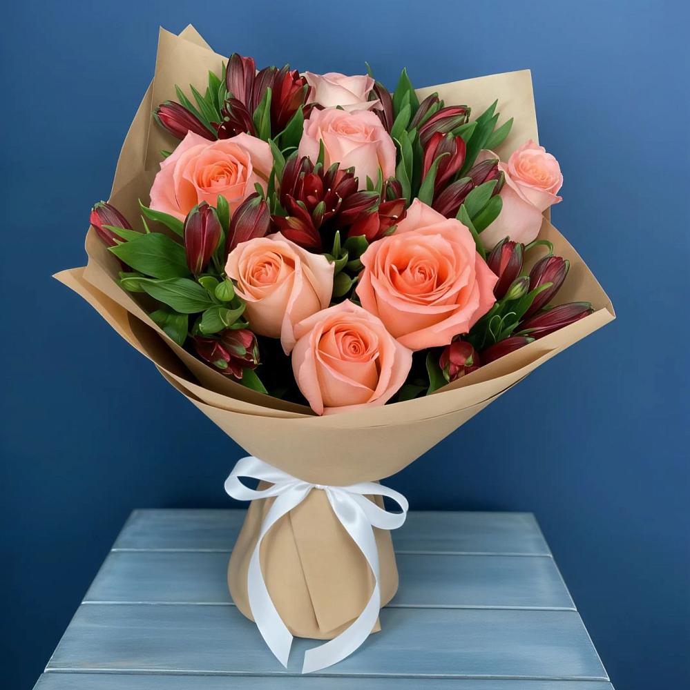 Букет цветов из: Розы и Альстромерии в Хомутово Иркутская область