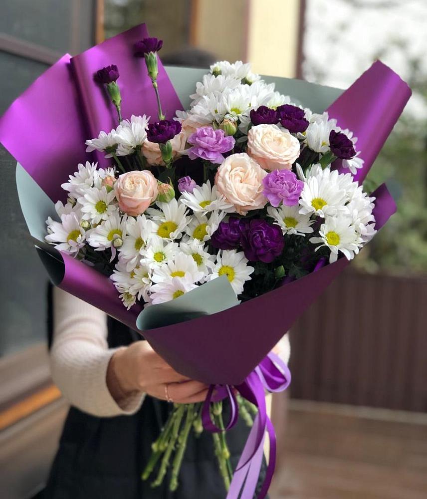 Букет цветов из: Хризантемы, Гвоздики и Розы в Хомутово Иркутская область