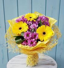 Букет цветов из:  Хризантемы и Герберы в Хомутово Иркутская область