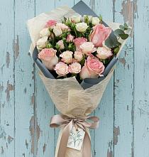Букет цветов из:  Розы в Хомутово Иркутская область