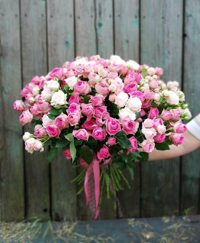 Букет Розовые кустовые розы Натали и Лав Лидия в Хомутово Иркутская область