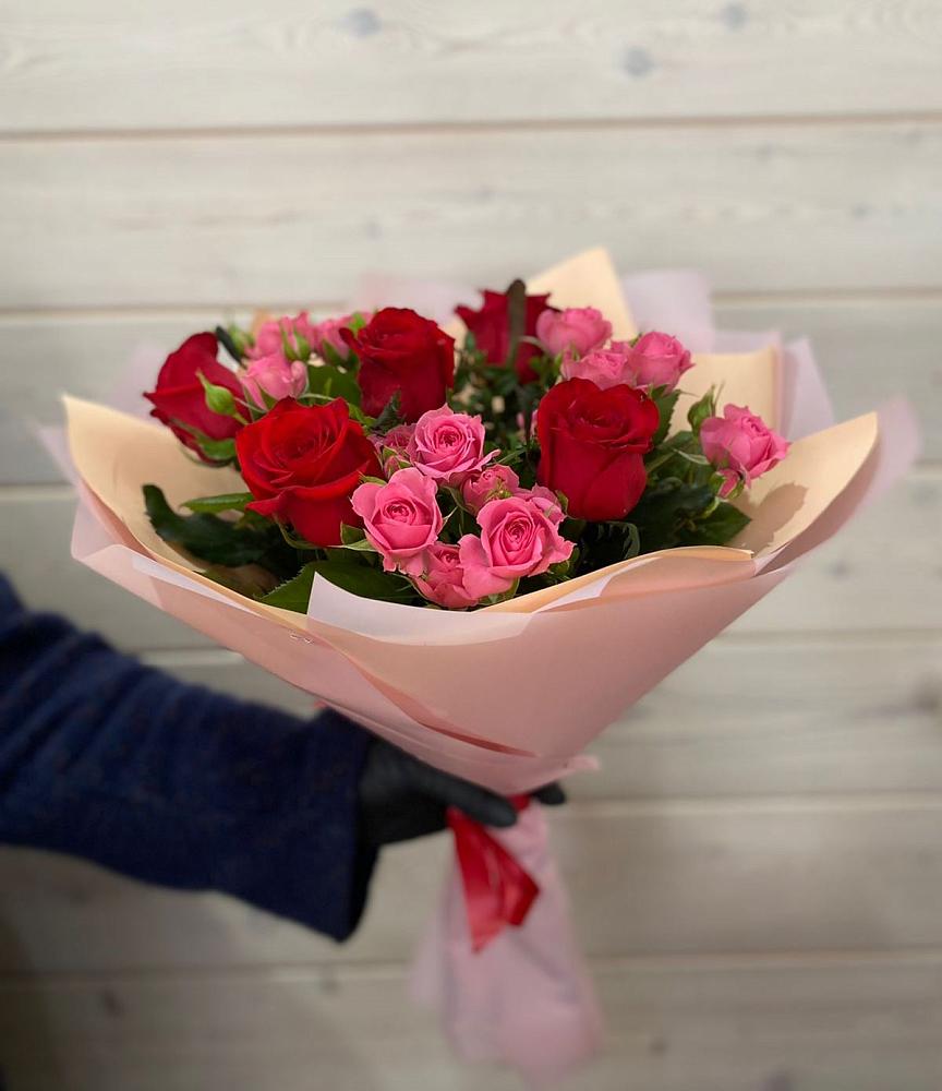 Букет цветов из: Розы в Хомутово Иркутская область