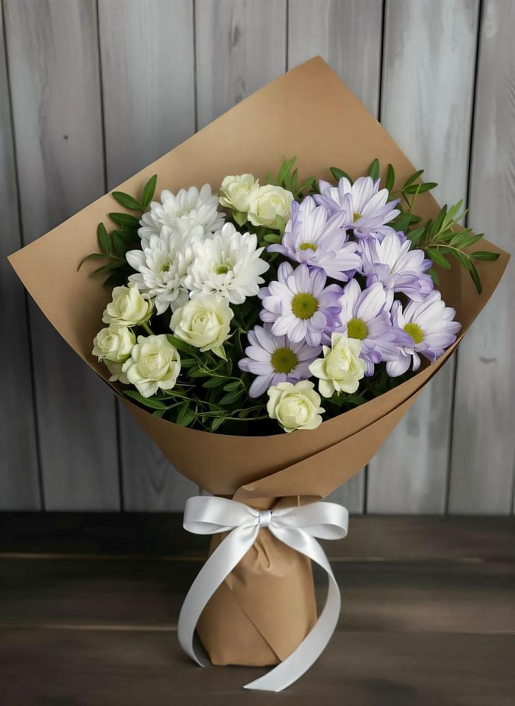 Букет цветов из: Хризантемы и Розы в Хомутово Иркутская область
