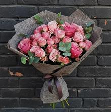 Букет цветов из:  Розы в Хомутово Иркутская область